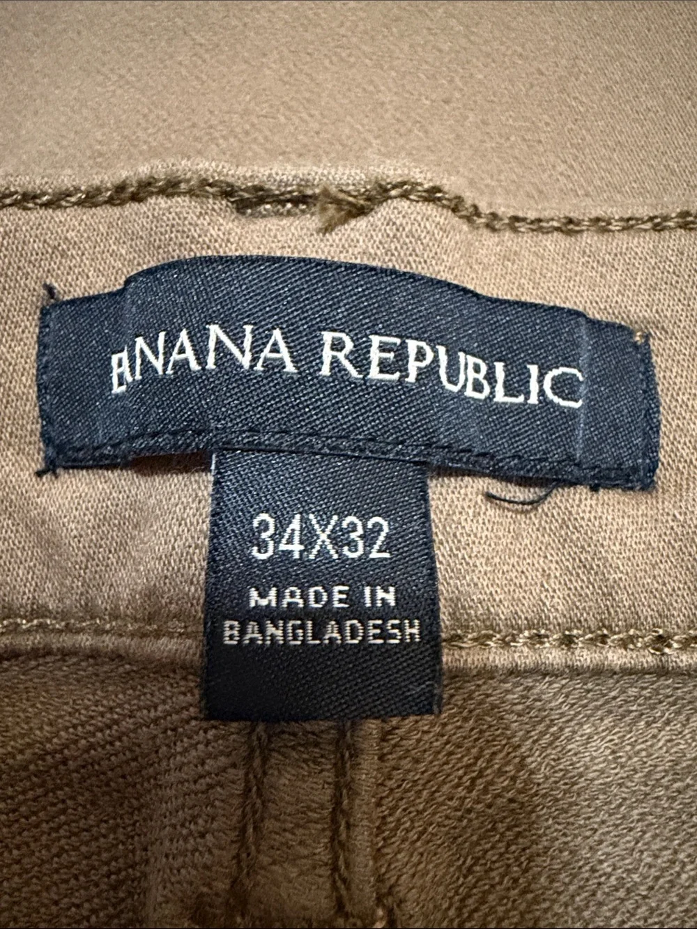 NWT-Banana Republic Slim Straight Jeans - Tan